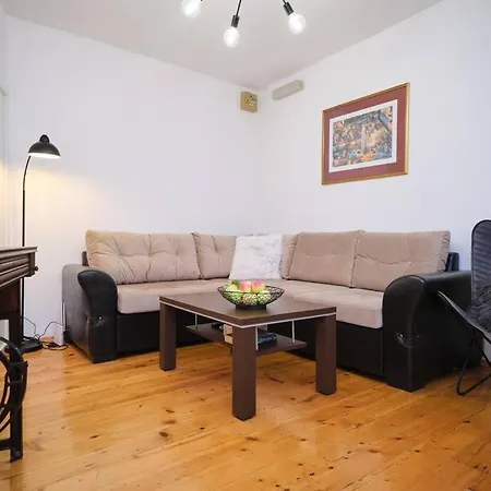 Galeriana Palace By Litto Appartement