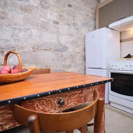Galeriana Palace By Litto Appartement