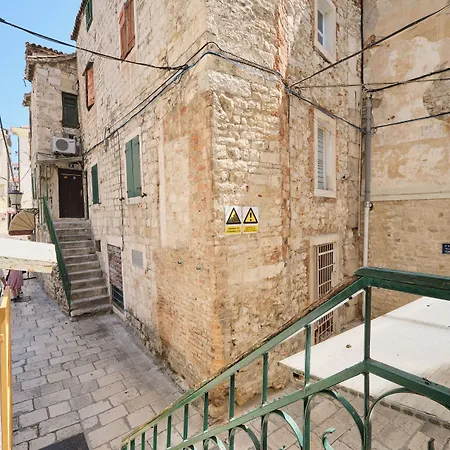 Galeriana Palace By Litto