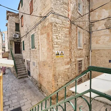 Galeriana Palace By Litto *