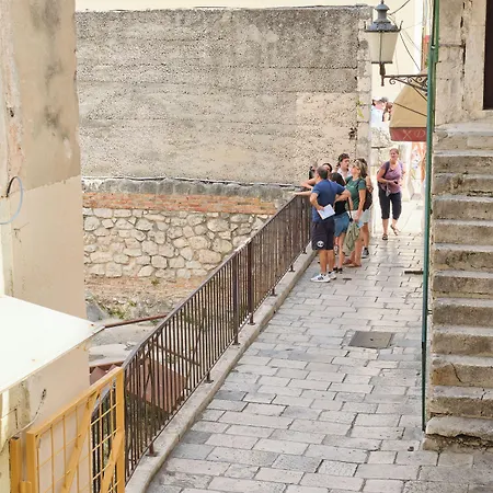 Galeriana Palace By Litto